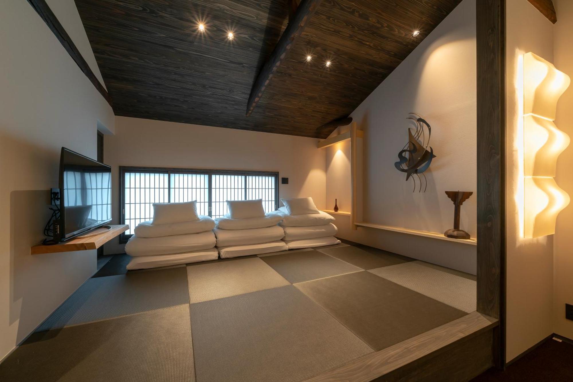 Hinaya Gojo Apartment Kyoto Room photo