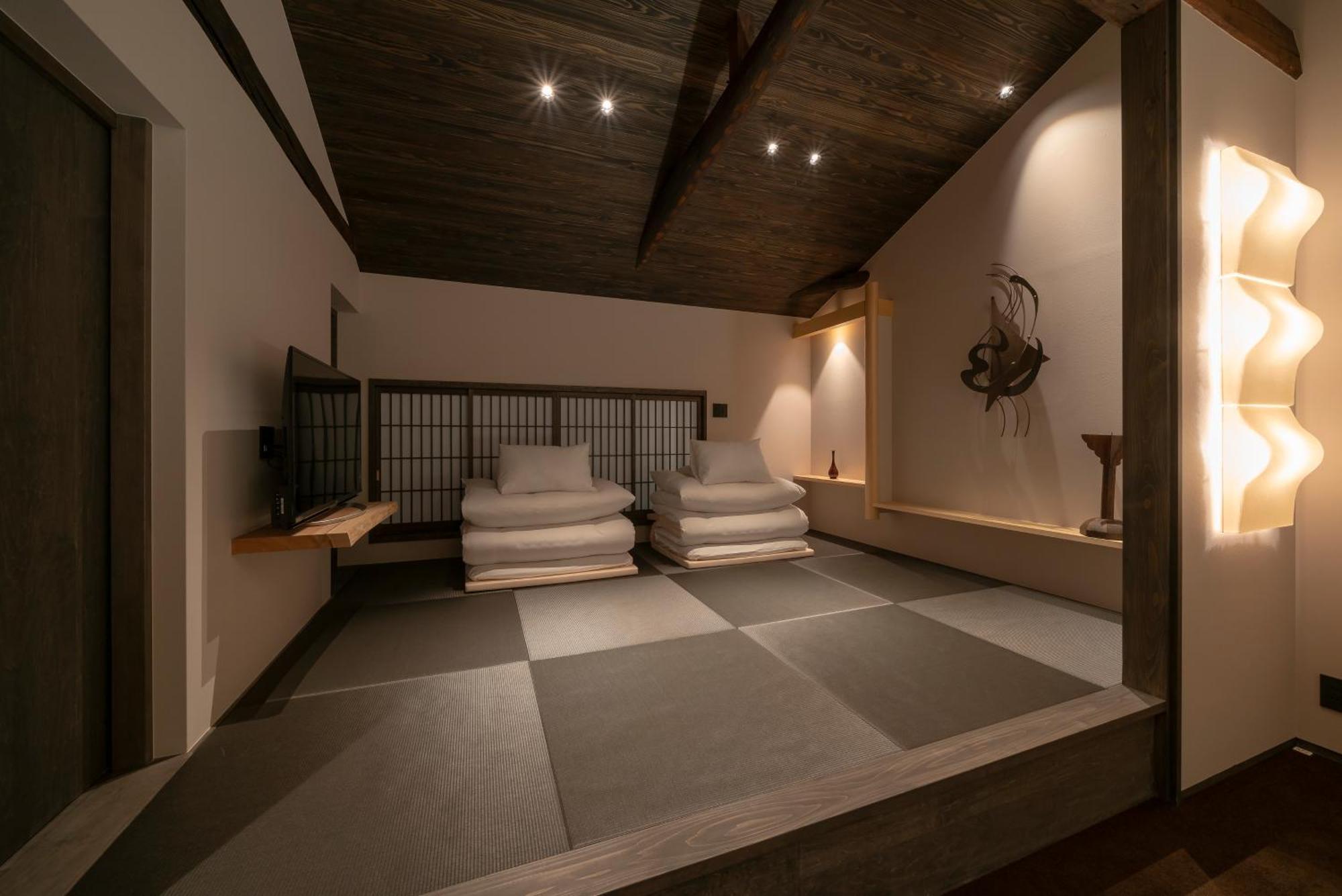 Hinaya Gojo Apartment Kyoto Room photo